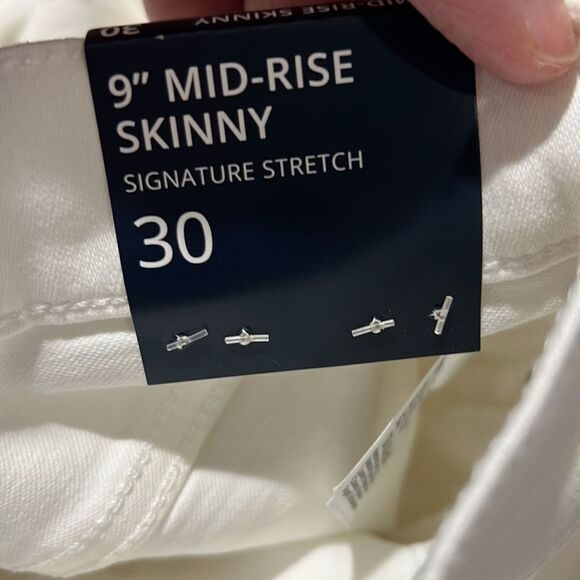 J. Crew Factory 9" mid-rise skinny jean in signature stretch  White NWT - Picture 9 of 12